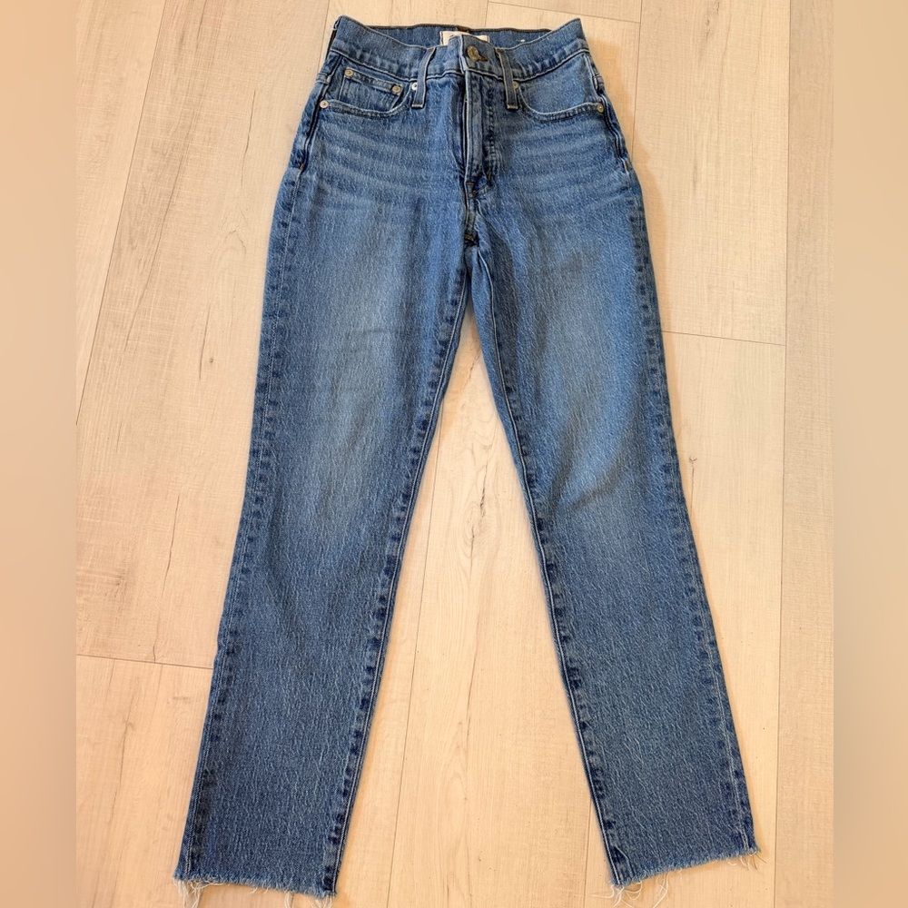 Madewell Mid‎ Rise Perfect Vintage Straight Leg Jean Size 23